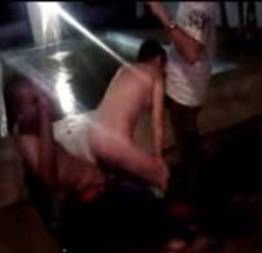 Amador Larissa chupando e dando na piscina