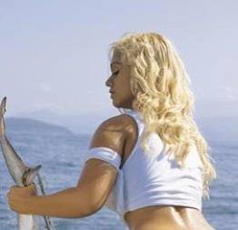 Brazilians girls: glauci malaman, está estressado? vem pescar!