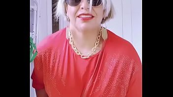 Elo coroa loira mostrando tudo na internet