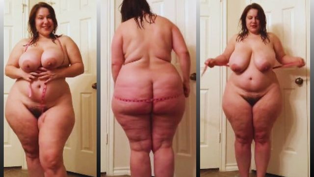 Mulher obesa muito gostosa sensualizando com fita métrica