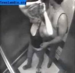 Flagrante em um elevador do Rio