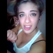 Argentina pagando um boquete bem gostoso para o namorado