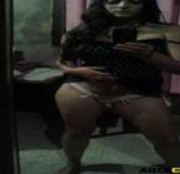 Venessa novinha peituda de Osasco em fotos caseiras!