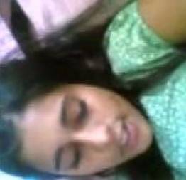 Fudendo a xoxota da moreninha - canal das novinhas