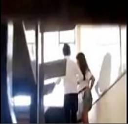 Filmaram novinha dando na sala de aula vazia