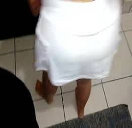 Tia gostosa se preparando pra levar pica do sobrinho