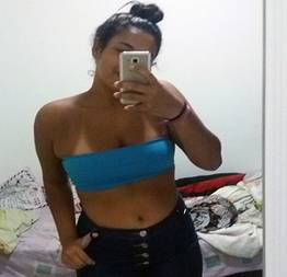 Geyse lins gordinha gostosa exibindo seu corpinho perfeito