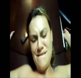 Mulher madura vazou na net dando o cuzinho cheia de tesão