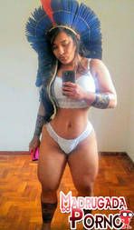 Índia Ayara e sey puta corpo gostoso