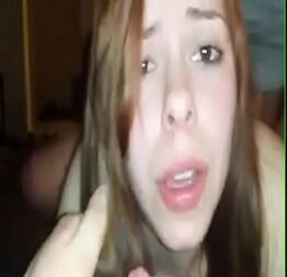 Novinha dando para 3 amigos amigos viciados em sexo