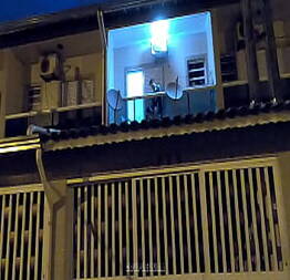 Novinha casada é flagrada fodendo com o amante na varanda de casa caiu na net | sexo da rua |sexo na rua