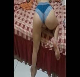 Estou no cio doida pra dar minha bbzinha vanuza